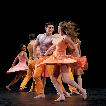 PAUL TAYLOR DANCE COMPANY